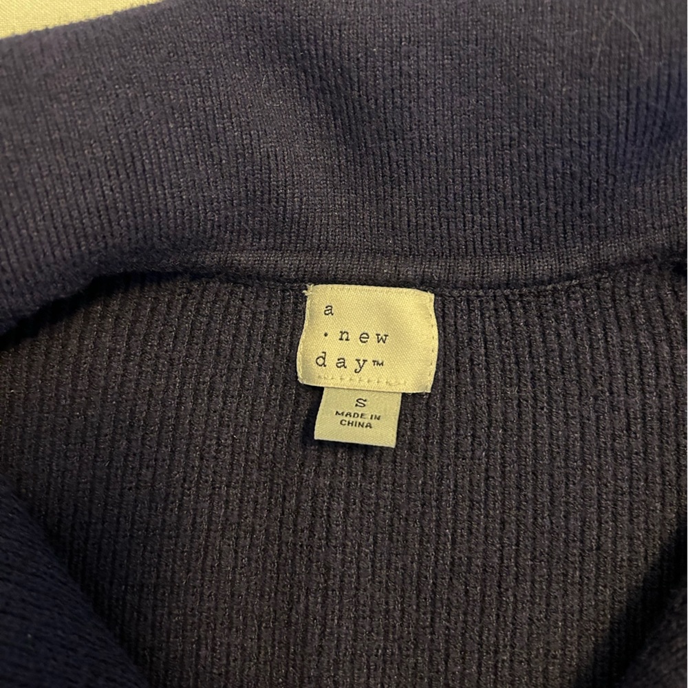 A New Day Collared Ribbed Pullover - Picture 3 of 3